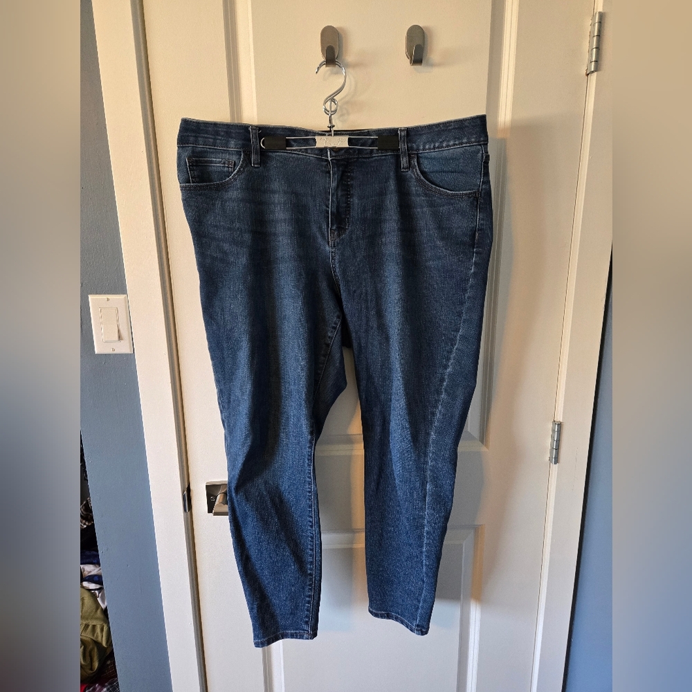 Ava and Viv mid-rise skinny jeans, size 18